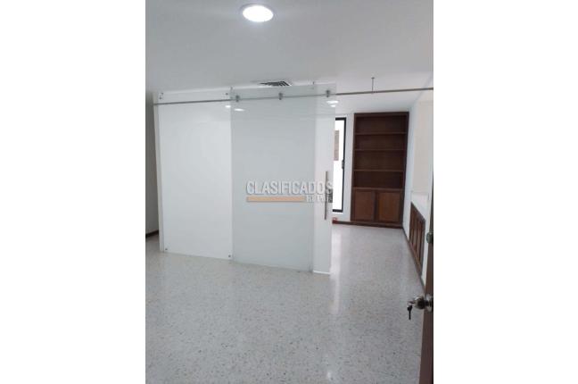 Oficinas y Consultorios, Alquiler, Centenario - $4.735.339