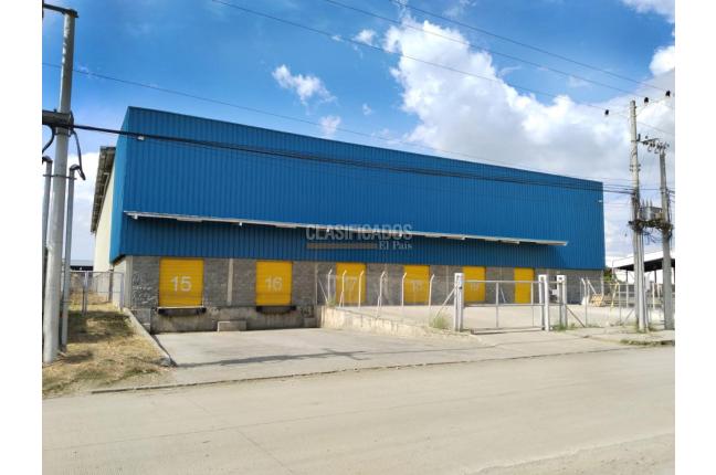 Locales y Bodegas, Alquiler, Yumbo - $17.000.000