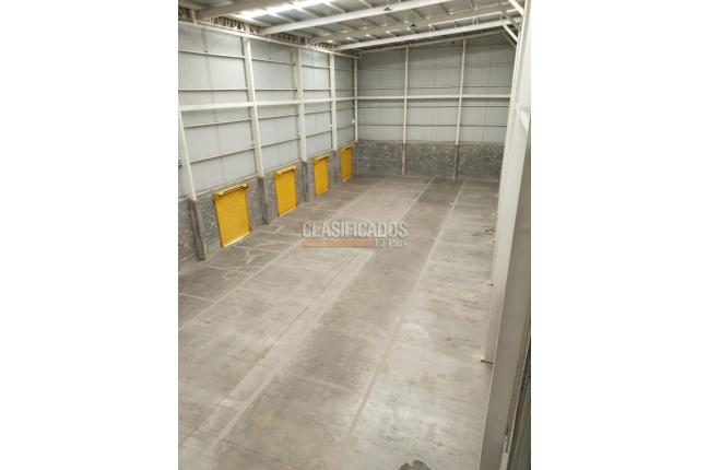 Locales y Bodegas, Alquiler, Yumbo - $17.000.000