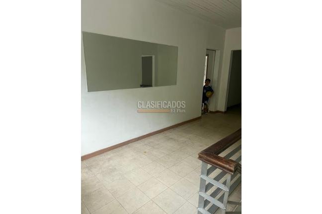 Casas, Venta, Santa Rosa - $950.000.000