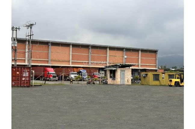 Lotes, Alquiler en Yumbo