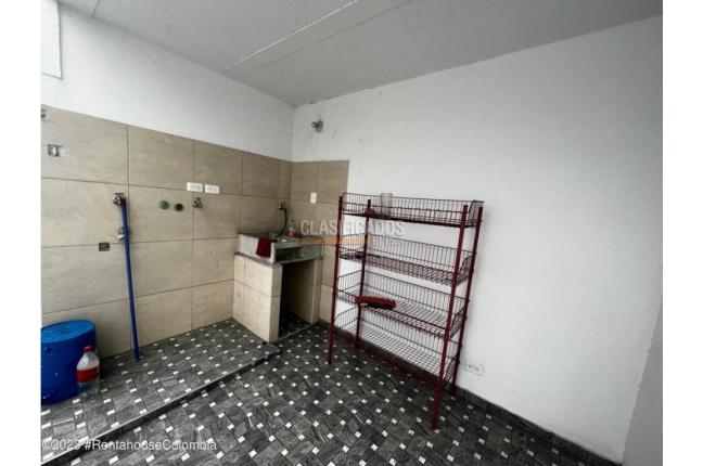 Casas, Venta, Bogotá - $690.000.000