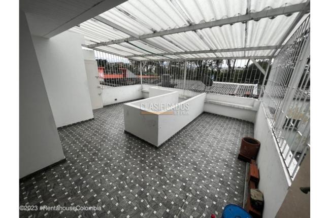 Casas, Venta, Bogotá - $690.000.000