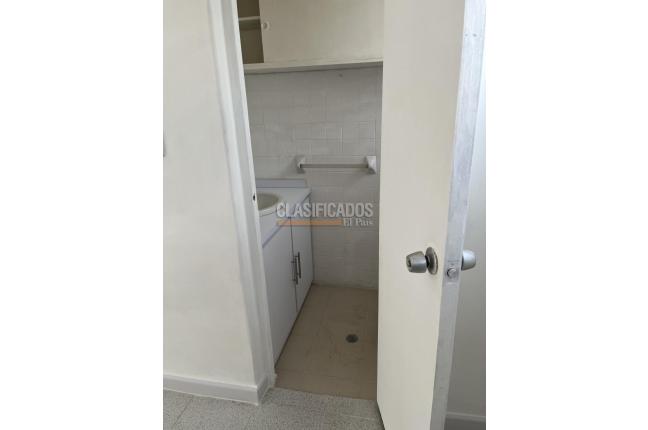 Locales y Bodegas, Alquiler, Tequendama - $1.400.000