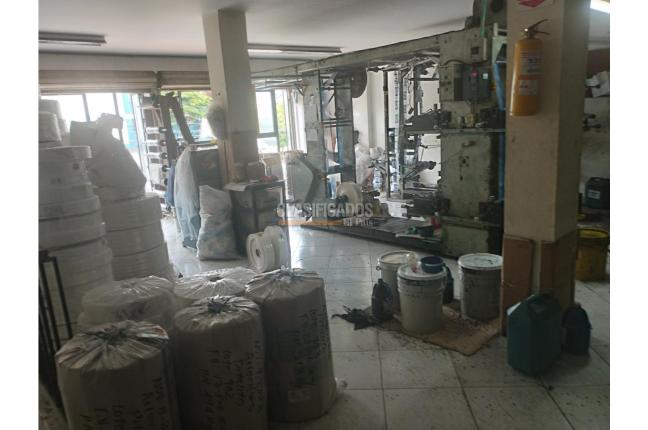 Locales y Bodegas, Venta, Santa Elena - $525.000.000