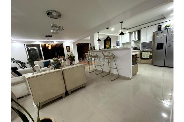 Casas, Venta, Ciudad Jardín - $730.000.000