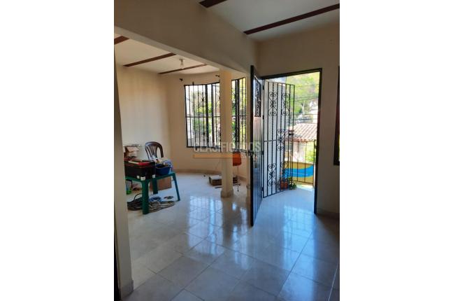 Casas, Venta, Salomia - $960.000.000