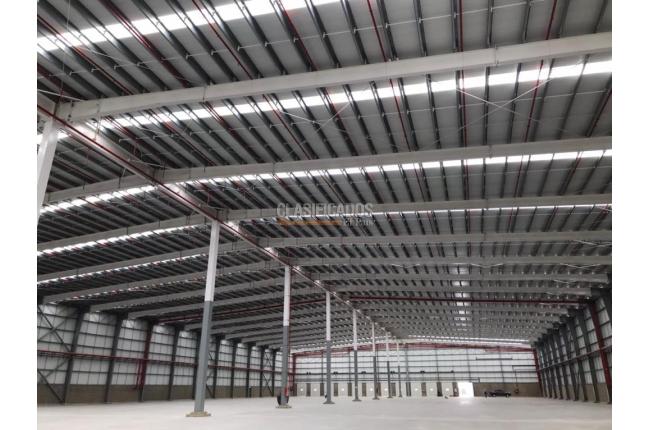 Locales y Bodegas, Alquiler en Yumbo