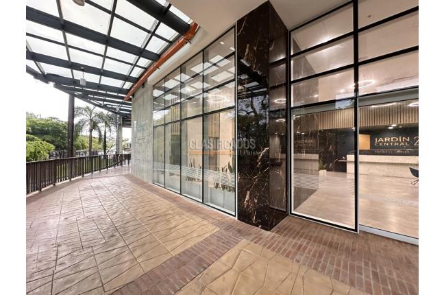 Oficinas y Consultorios, Alquiler, Centro Ccial. Jardín Plaza - $4.600.000