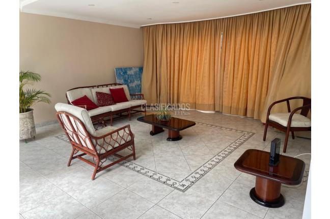 Casas, Venta en Ciudad Jardín