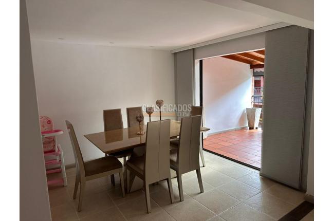 Casas, Venta en Ciudad Jardín