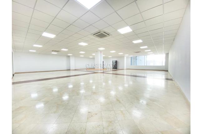 Oficinas y Consultorios, Alquiler en Menga