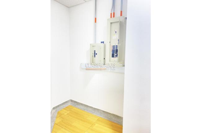 Oficinas y Consultorios, Alquiler, Menga - $12.012.000