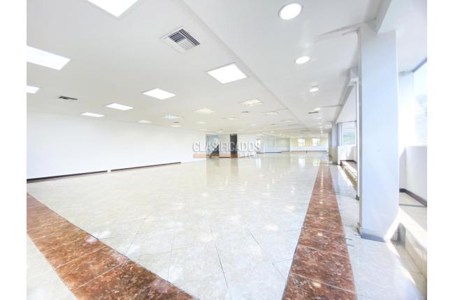 Oficinas y Consultorios, Alquiler, Menga - $66.108.000