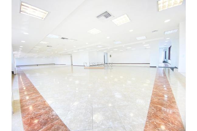 Oficinas y Consultorios, Alquiler, Menga - $66.108.000