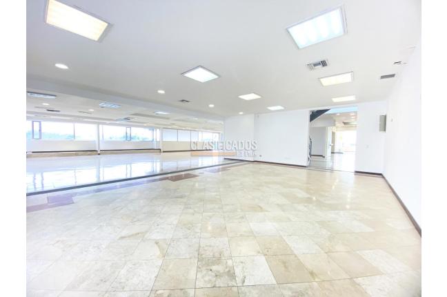 Oficinas y Consultorios, Alquiler, Menga - $66.108.000