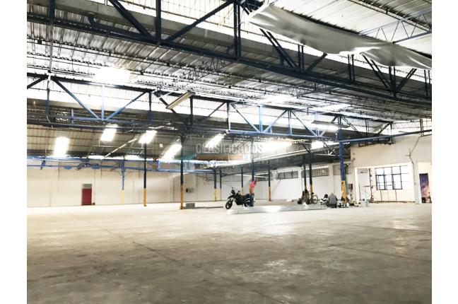 Locales y Bodegas, Alquiler, Industrial - $30.000.000