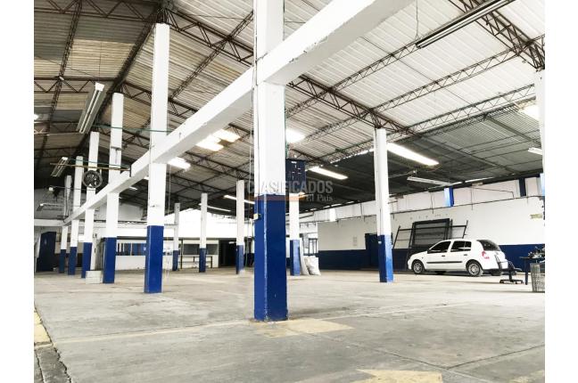 Locales y Bodegas, Alquiler, Popular - $14.000.000