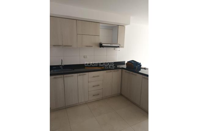 Apartamentos, Alquiler en Guabinas