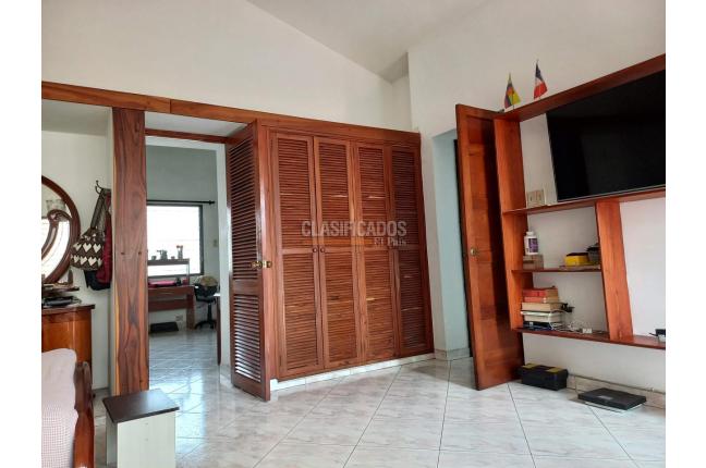 Casas, Venta, El Cedro - $1.350.000.000