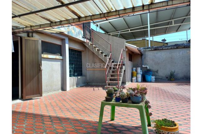 Casas, Venta, El Cedro - $1.350.000.000