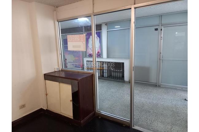 Locales y Bodegas, Alquiler, Granada - $650.000