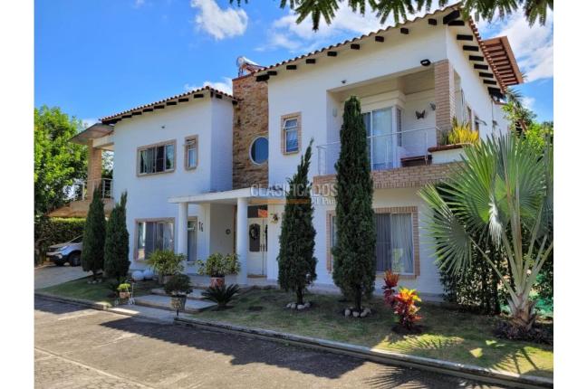 Casas, Venta en Campestre