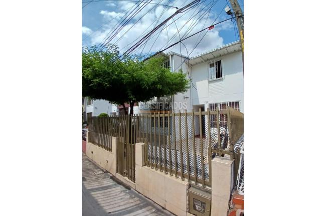 Casas, Venta, Álamos - $240.000.000