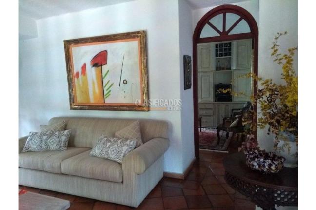Casas, Alquiler, Ciudad Jardín - $10.000.000