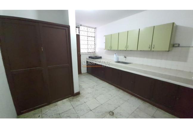 Casas, Venta, San Vicente - $750.000.000