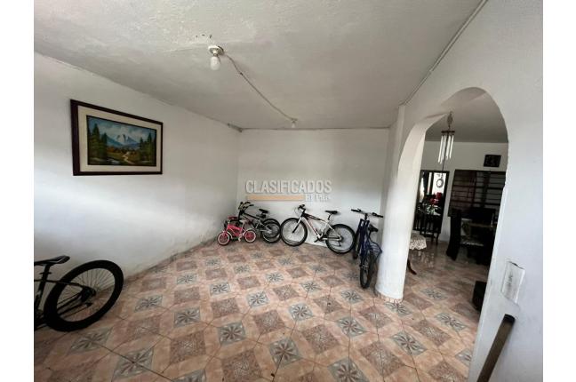 Casas, Venta en Cristóbal Colón
