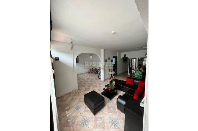 Casas, Venta en Cristóbal Colón