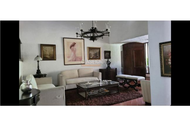 Casas, Alquiler, Centenario - $9.000.000