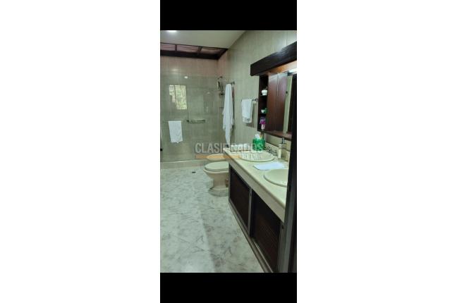 Casas, Alquiler, Centenario - $9.000.000