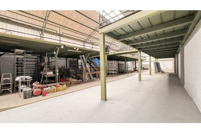 Locales y Bodegas, Alquiler, Buga - $12.000.000