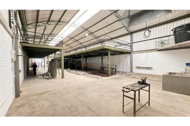 Locales y Bodegas, Alquiler, Buga - $12.000.000