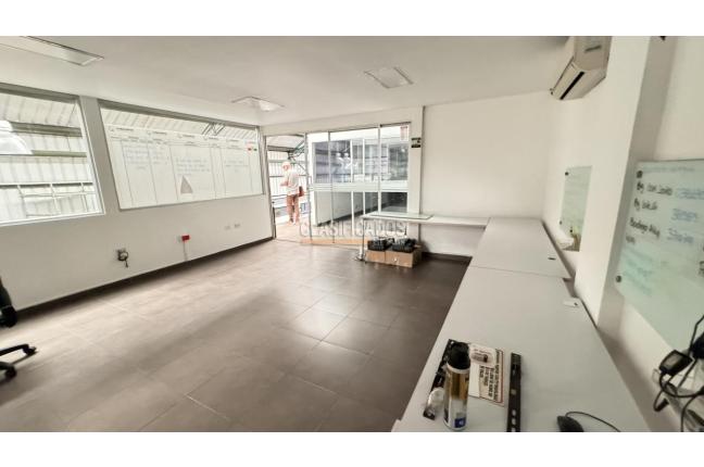 Locales y Bodegas, Alquiler, Buga - $12.000.000