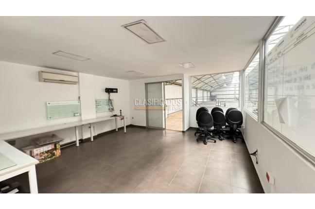 Locales y Bodegas, Alquiler, Buga - $12.000.000