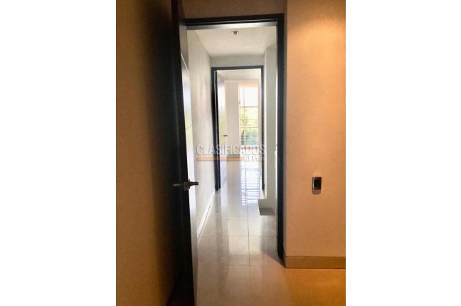Apartamentos, Alquiler, Ciudad Jardín - $2.500.000