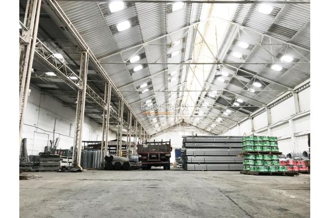 Locales y Bodegas, Alquiler, Las Delicias - $15.000.000