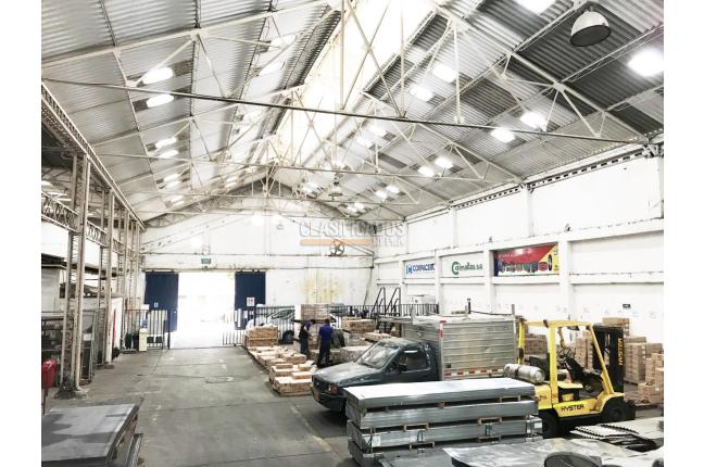 Locales y Bodegas, Alquiler, Las Delicias - $15.000.000