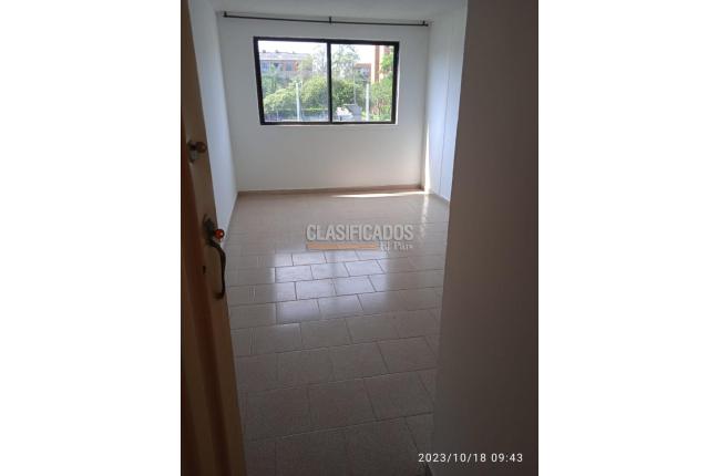 Apartamentos, Venta, Cañaverales - $185.000.000