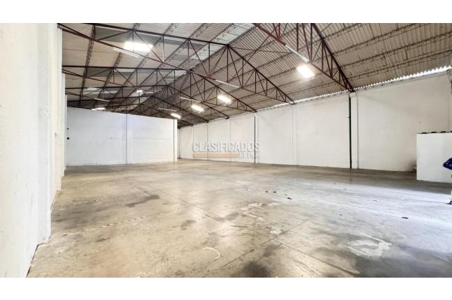 Locales y Bodegas, Alquiler en Yumbo