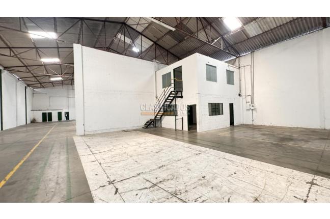 Locales y Bodegas, Alquiler, Yumbo - $15.000.000