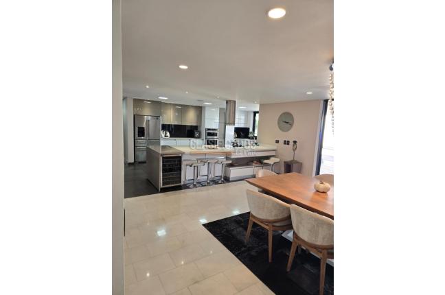 Casas, Alquiler en Ciudad Jardín