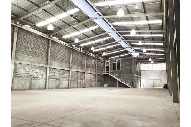 Locales y Bodegas, Alquiler, Yumbo - $12.750.000