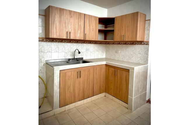 Casas, Alquiler en Nueva Floresta