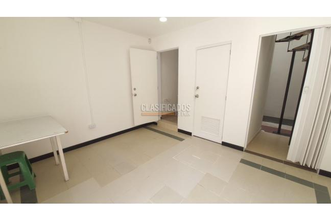 Locales y Bodegas, Alquiler, Tequendama - $3.100.000