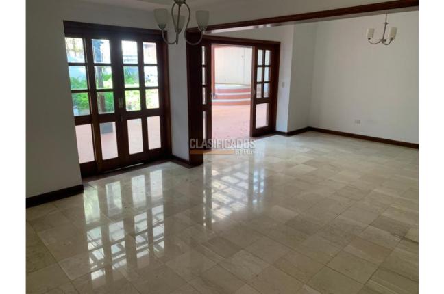 Apartamentos, Venta en Santa Teresita