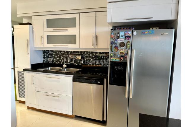 Apartamentos, Venta, Altos Cristales - $680.000.000